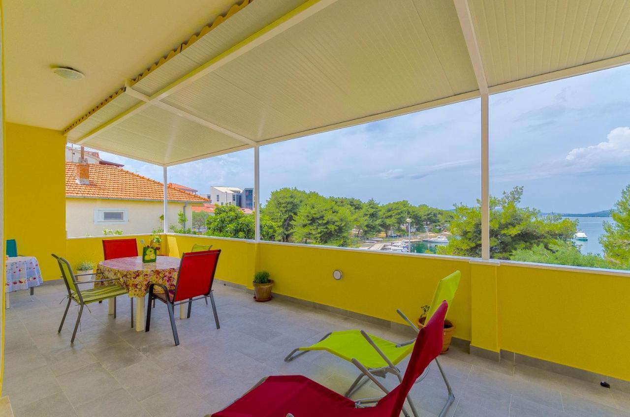 Apartment Baturina Trogir Exterior photo